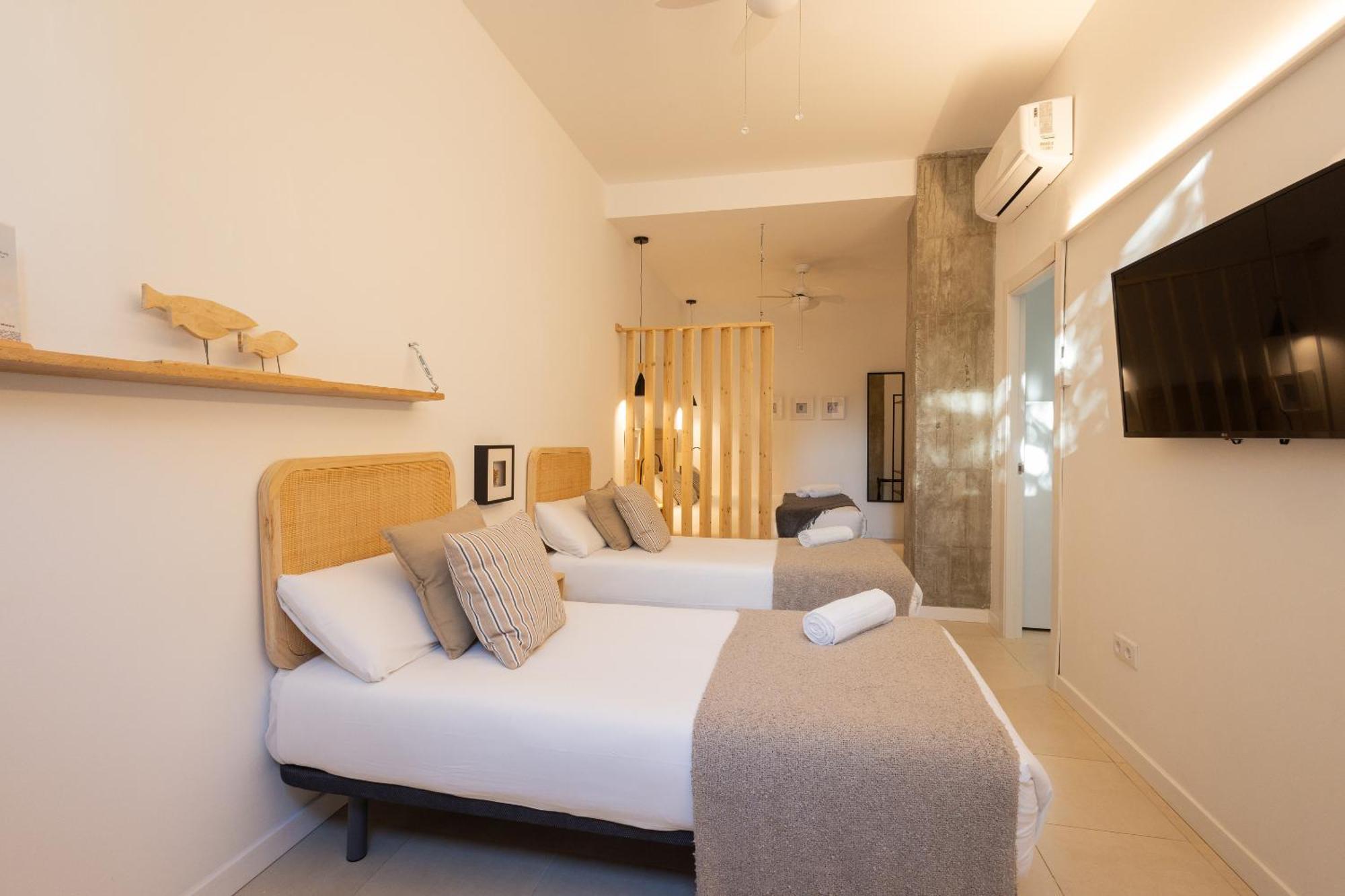 Florit Flats - The Pitiusas Rooms Valencia Exterior foto