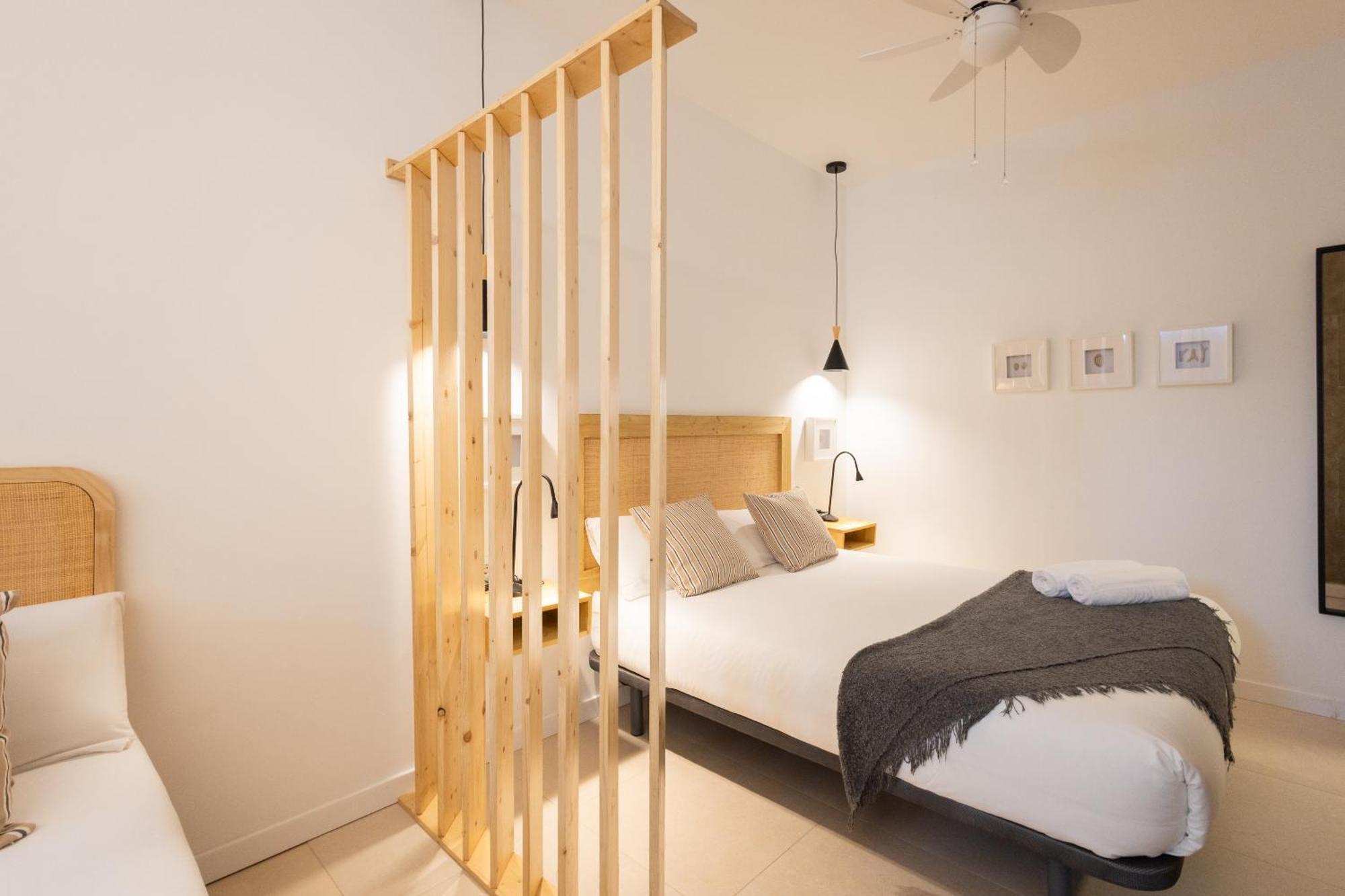 Florit Flats - The Pitiusas Rooms Valencia Exterior foto